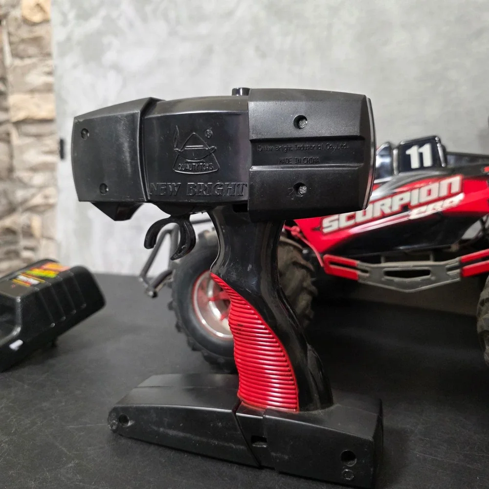 New Bright Scorpion Pro RC Monster Truck 12.8V FOR PARTS As Is Hobby Collectible